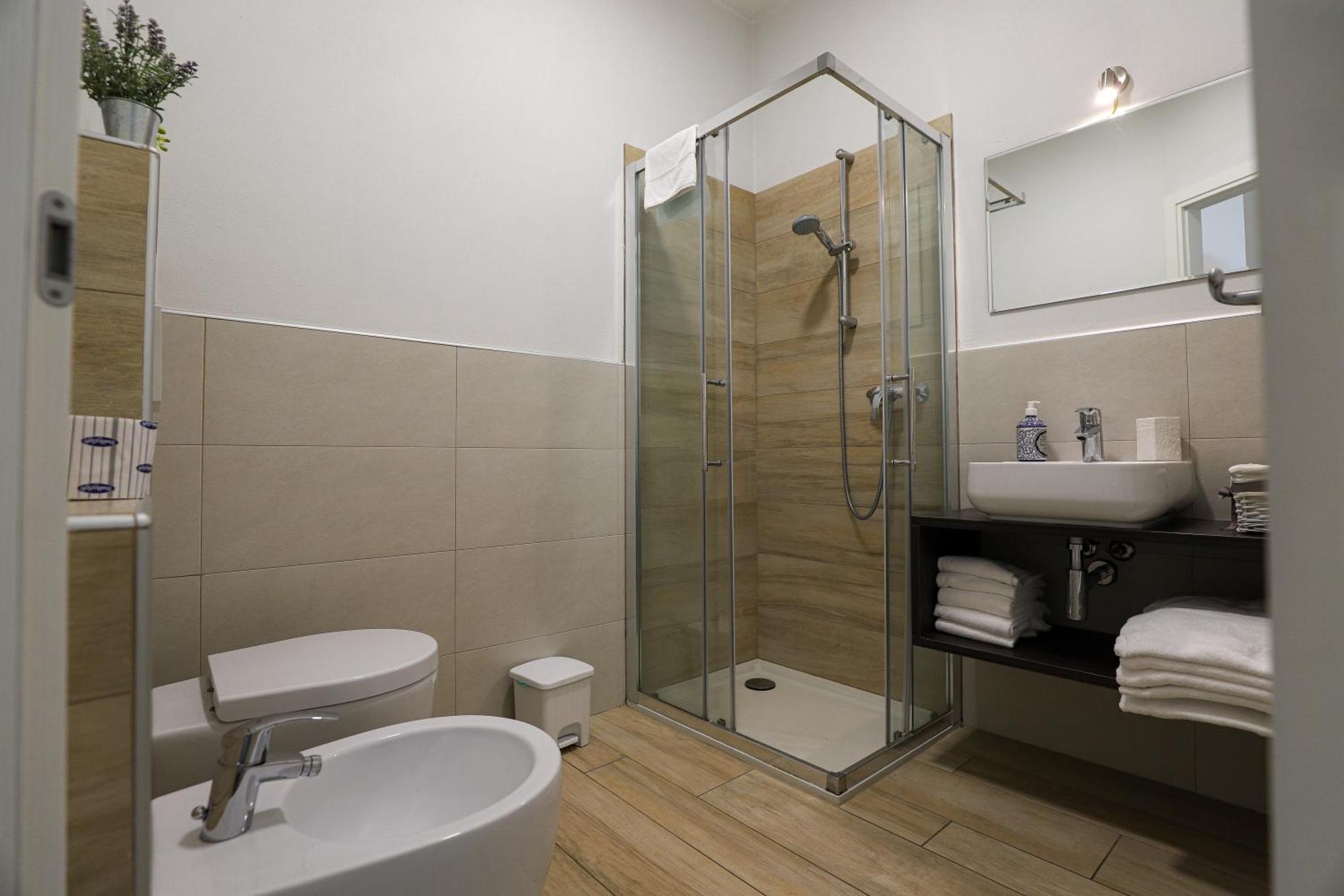 Le Querce Apartments Ronchi  Eksteriør billede